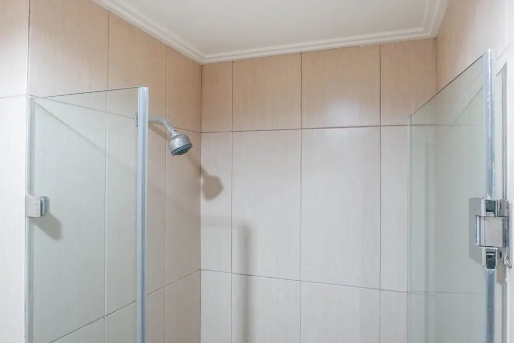 Сурабая: Best Deal Studio Apartment at Tamansari Papilio