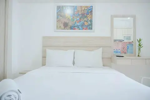 Cozy Stay and Homey Studio Apartment at Bassura City Apartment — фото 1