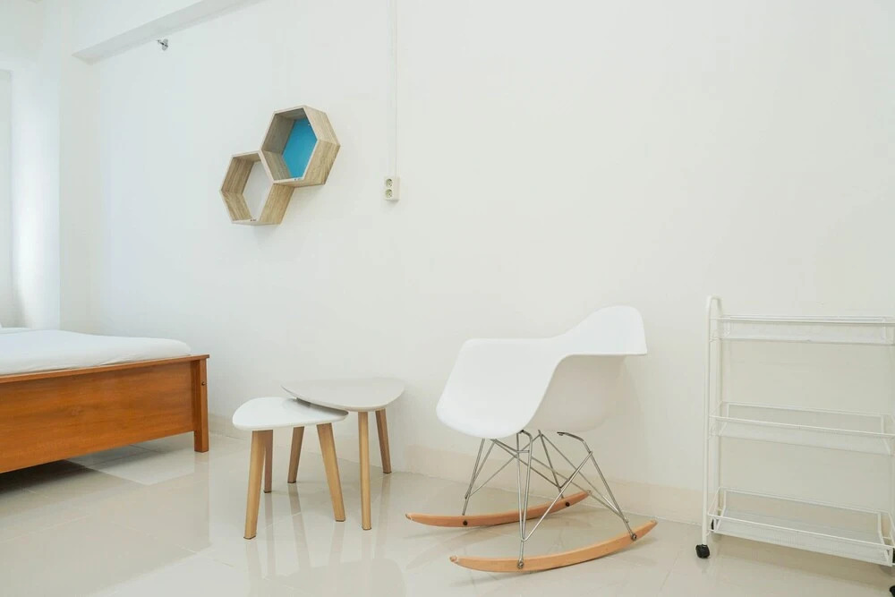 Джакарта: Cozy and Simply 1BR Green Pramuka Apartment