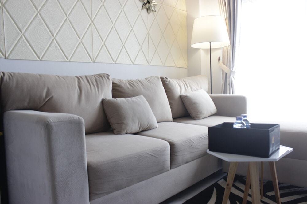 Бандунг: Luxury 2BR Apartment at Mekarwangi Square Cibaduyut