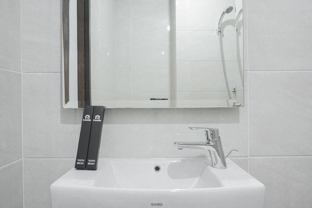 Чикаранг: Comfortable And Cozy Studio (No Kitchen) Apartment At Mustika Golf Residence