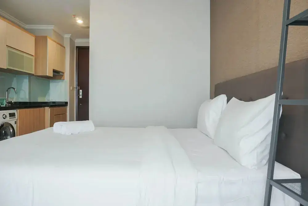 Джакарта: Stunning and Good Location Studio at Menteng Park Apartment