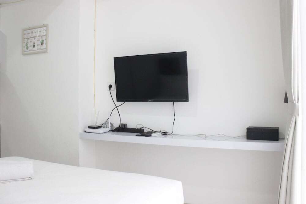 Бандунг: Modern Look Studio Apartment at Grand Asia Afrika