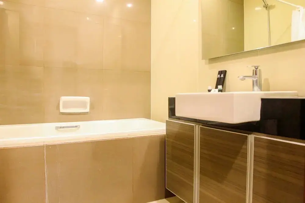 Бекаси: Deluxe and Modern Studio M Gold Tower Apartment