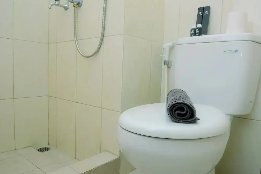 Бекаси: Cozy Brand New Studio Springlake Summarecon Apartment