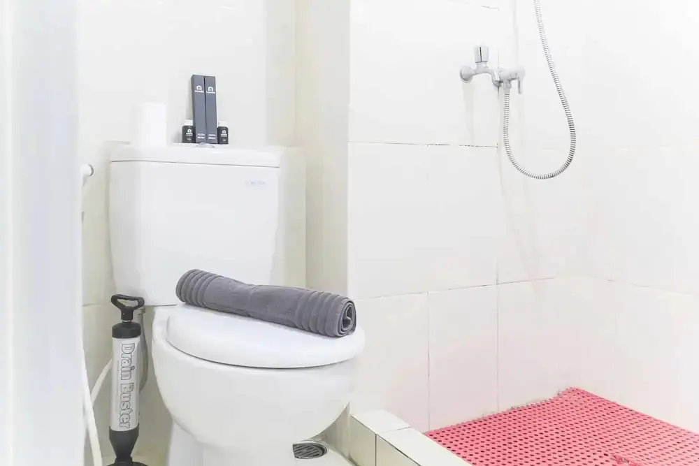 Бекаси: Comfortable Studio at Springlake Summarecon Apartment near Mall