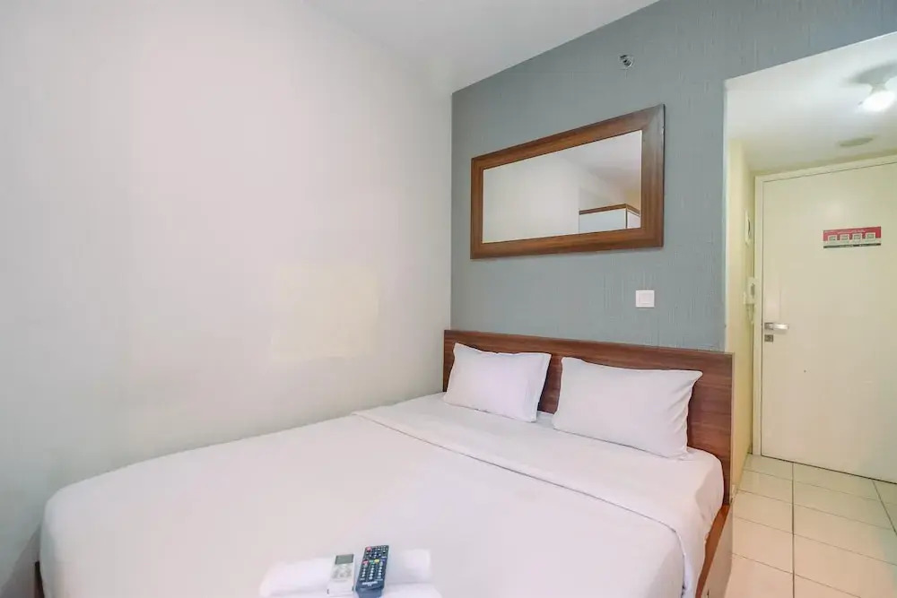 Бекаси: Elegant and Nice Studio at Springlake Sumarecon Apartment