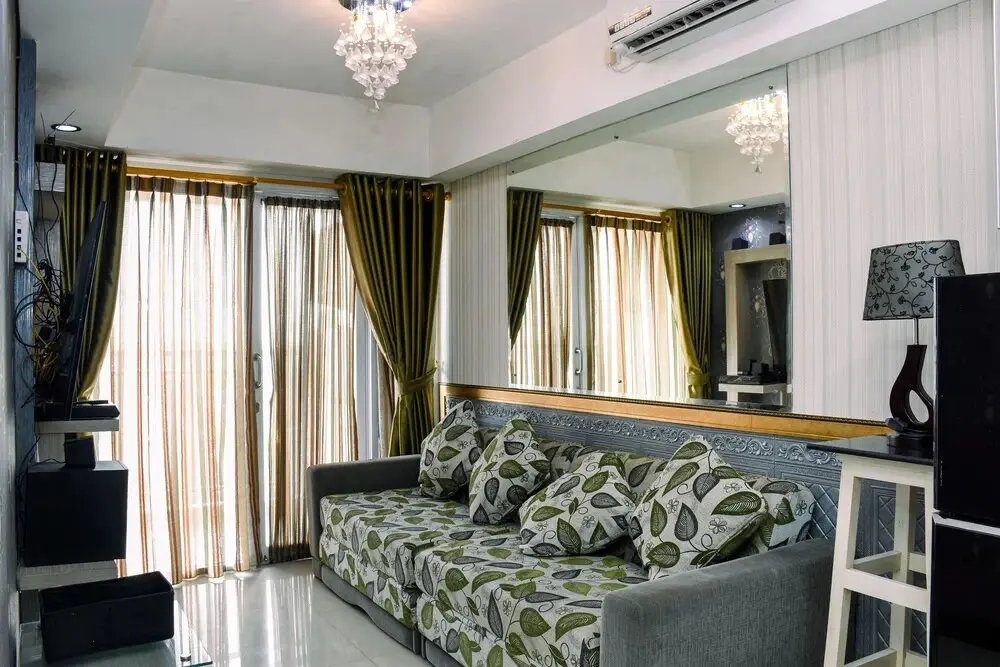 Джакарта: Chic and Cozy 1BR Apartment at H Residence near MT Haryono