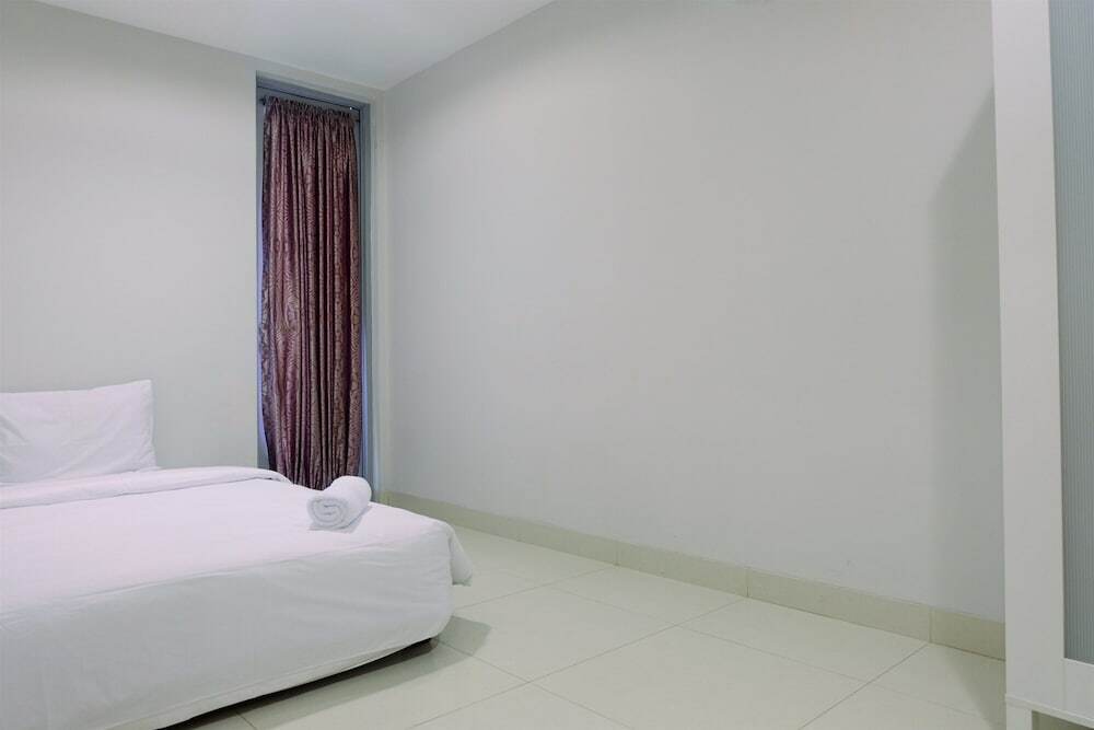 Джакарта: Comfy 2BR The Mansion Apartment Kemayoran