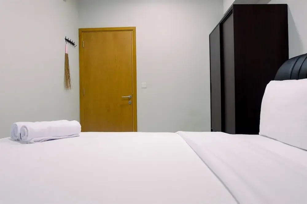 Джакарта: Comfy 2BR The Mansion Apartment Kemayoran