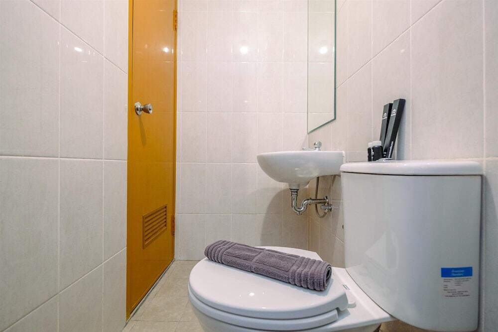 Богор: Nice And Elegant 1Br At Royal Heights Apartment
