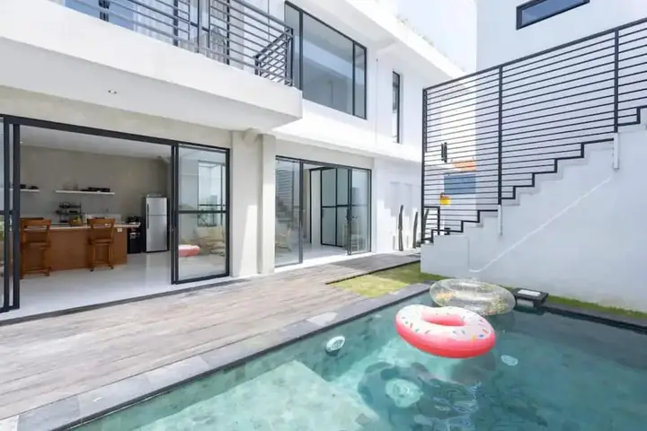 Чангу: 4BR Luxe Pool Villa Canggu near Finns