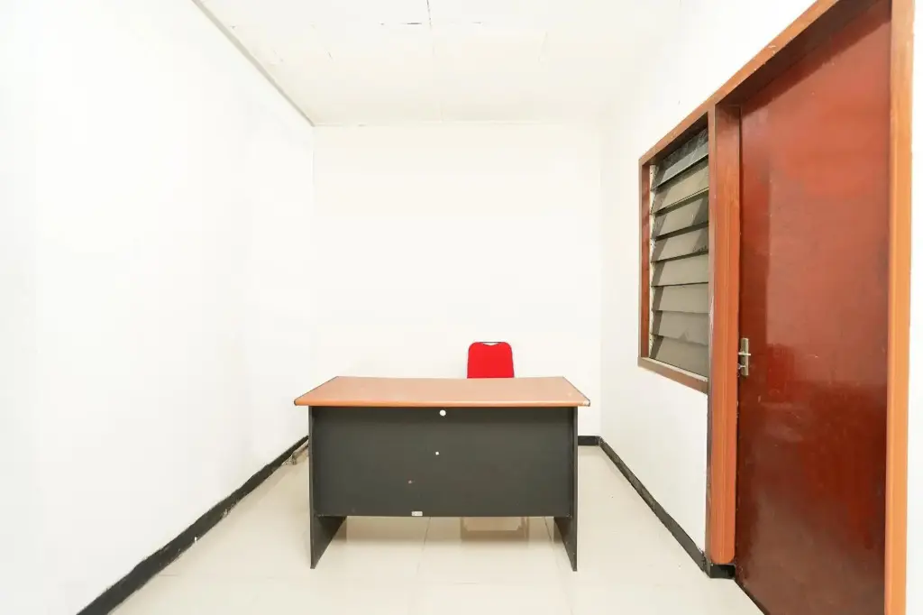 Сурабая: Merapi Inn Syariah