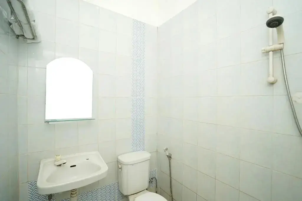 Сурабая: Merapi Inn Syariah