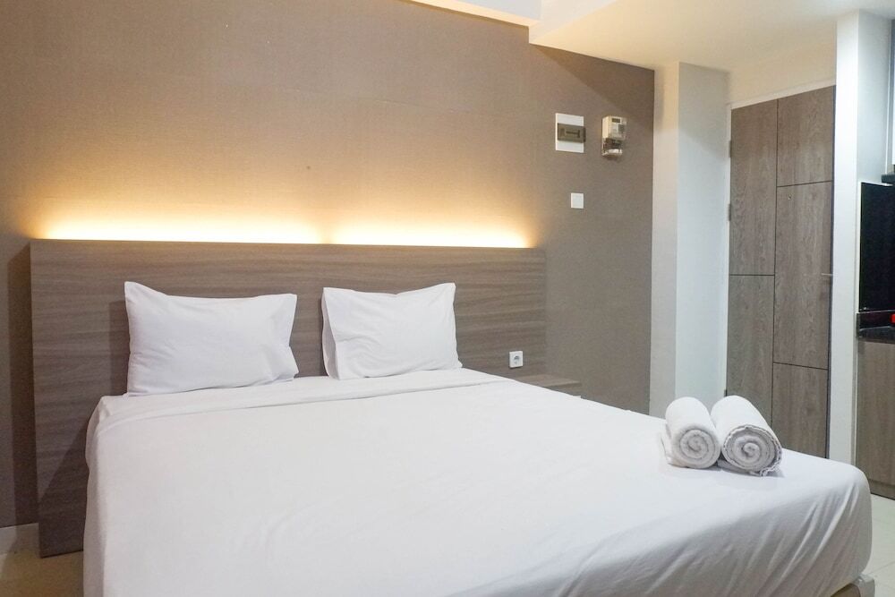 Сурабая: Serene Luxurious Studio Room Apartment at Taman Melati Surabaya