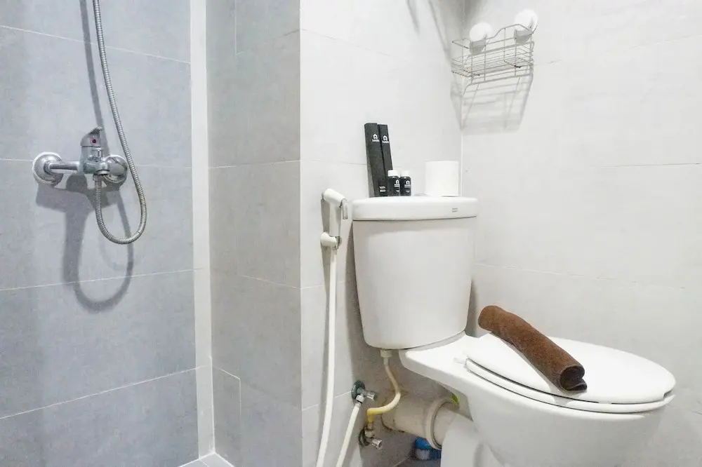 Сурабая: Serene Luxurious Studio Room Apartment at Taman Melati Surabaya