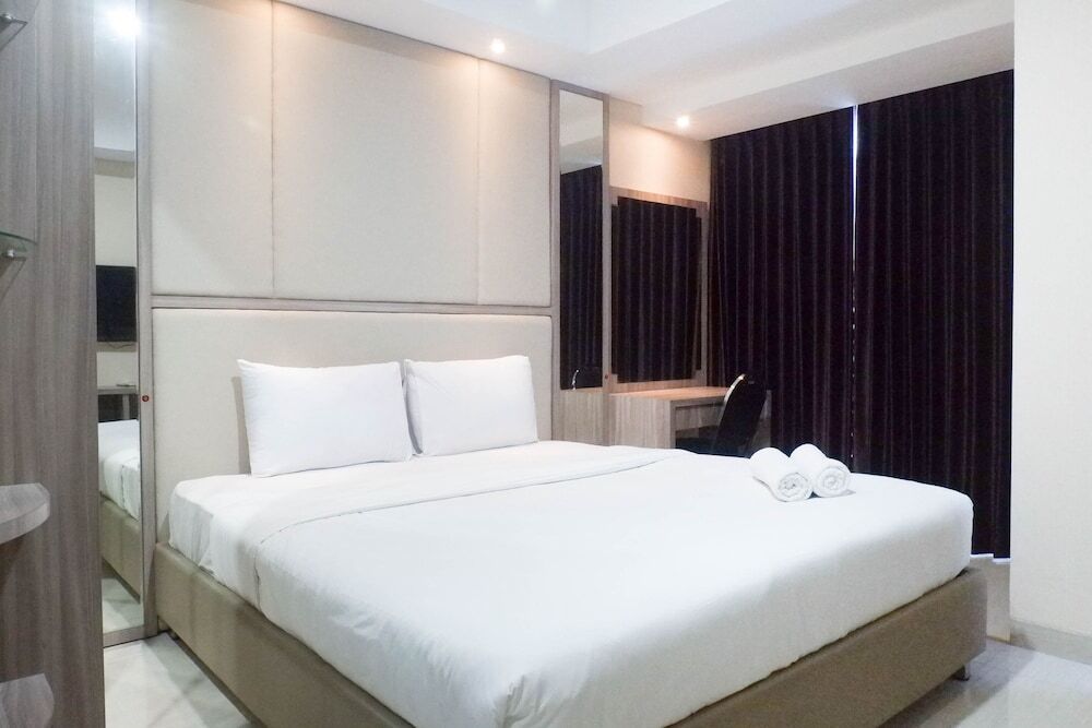 Сурабая: Exquisite Studio Apartment at Grand Sungkono Lagoon