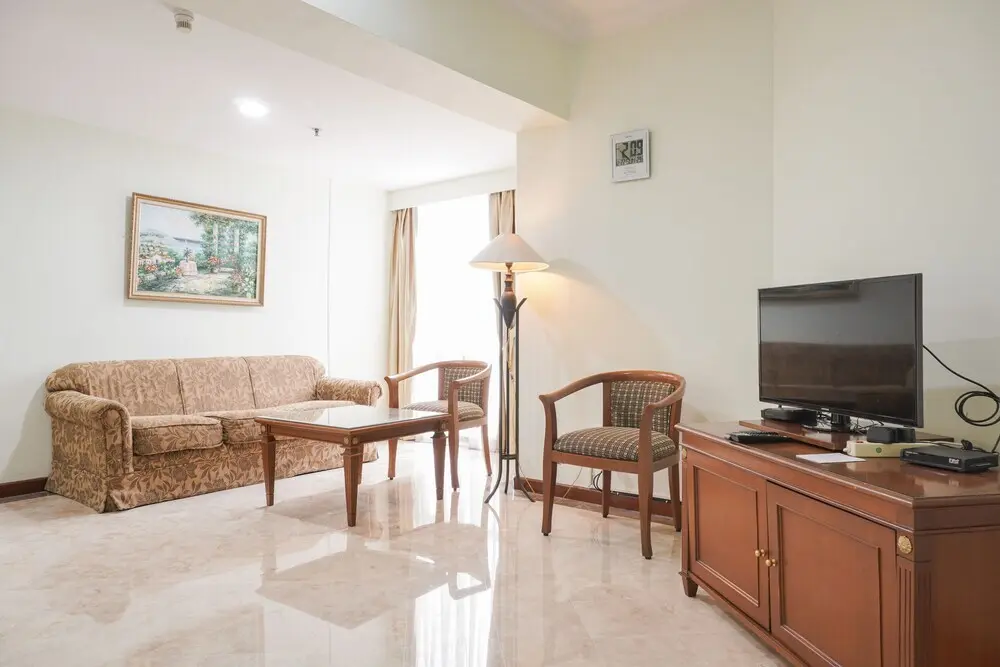 Джакарта: Nice and Modern 1BR at Puri Casablanca Apartment