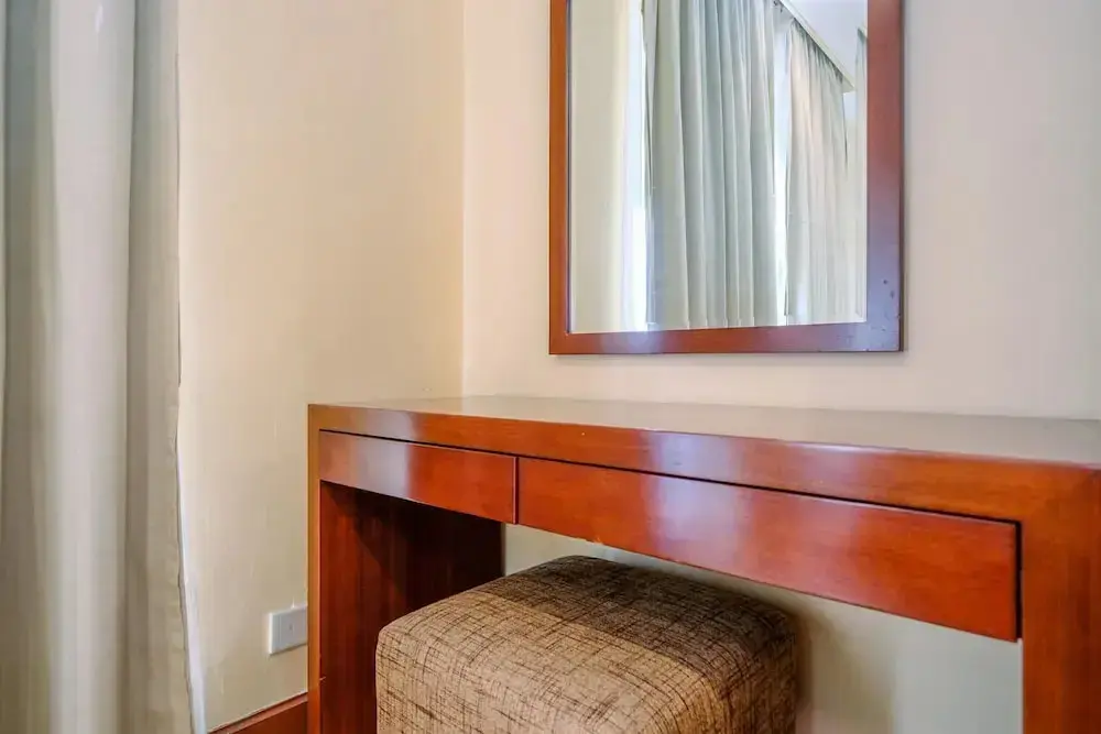 Джакарта: Simply And Comfort Living Studio At Roosseno Plaza Apartment