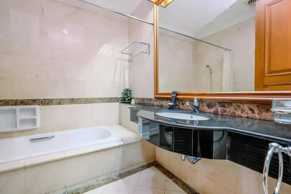 Джакарта: Comfort And Cozy Studio At Roosseno Plaza Apartment
