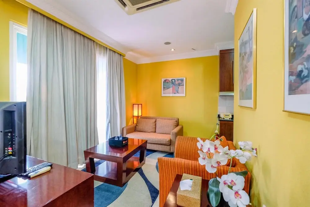 Джакарта: Comfort And Cozy Studio At Roosseno Plaza Apartment
