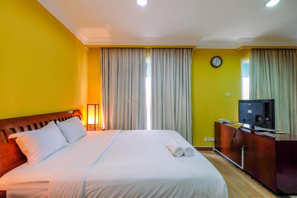 Джакарта: Comfort And Cozy Studio At Roosseno Plaza Apartment