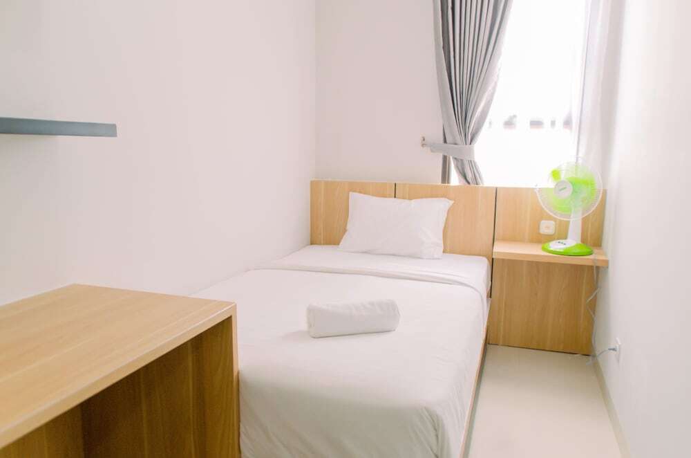 Южный Тангеранг: Elegant And Comfy 2Br Transpark Bintaro Apartment