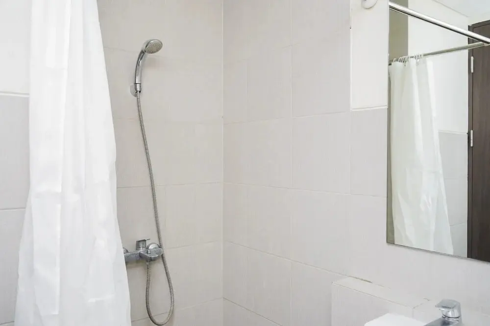 Южный Тангеранг: Modern And Homey Studio At Bintaro Icon Apartment