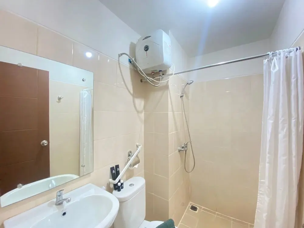 Бандунг: 2Br Higher Floor Apartment At Sudirman Suites Bandung