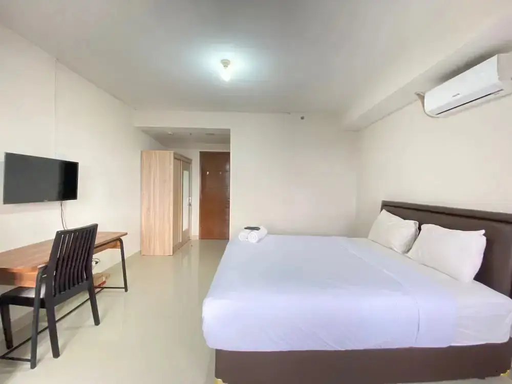 Бандунг: Spacious Studio Plus At Sudirman Suites Bandung Apartment
