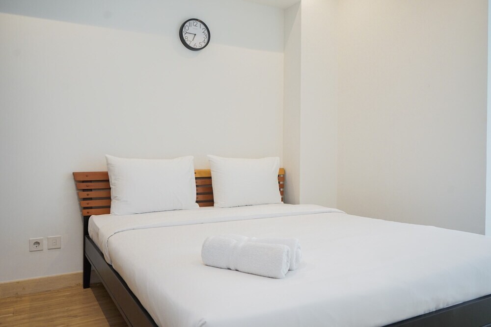 Legok: Cozy And Spacious 1Br Apartment At Branz Bsd