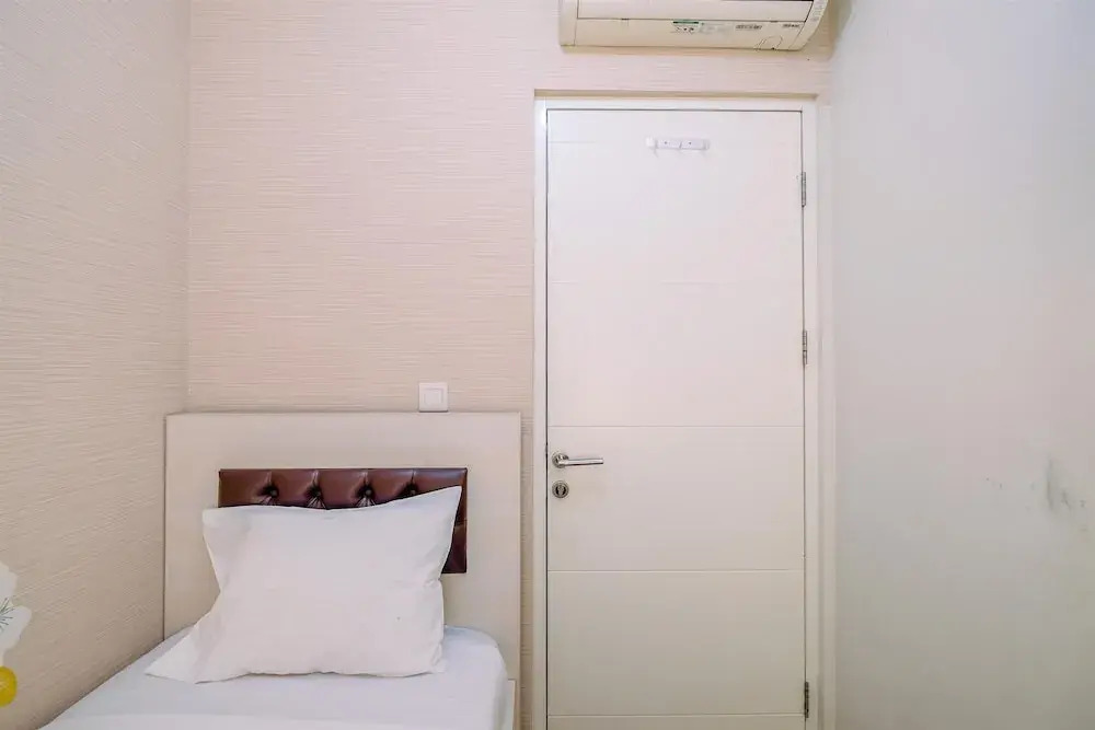 Бекаси: Modern Furnished 3Br At Springlake Summarecon Bekasi Apartment