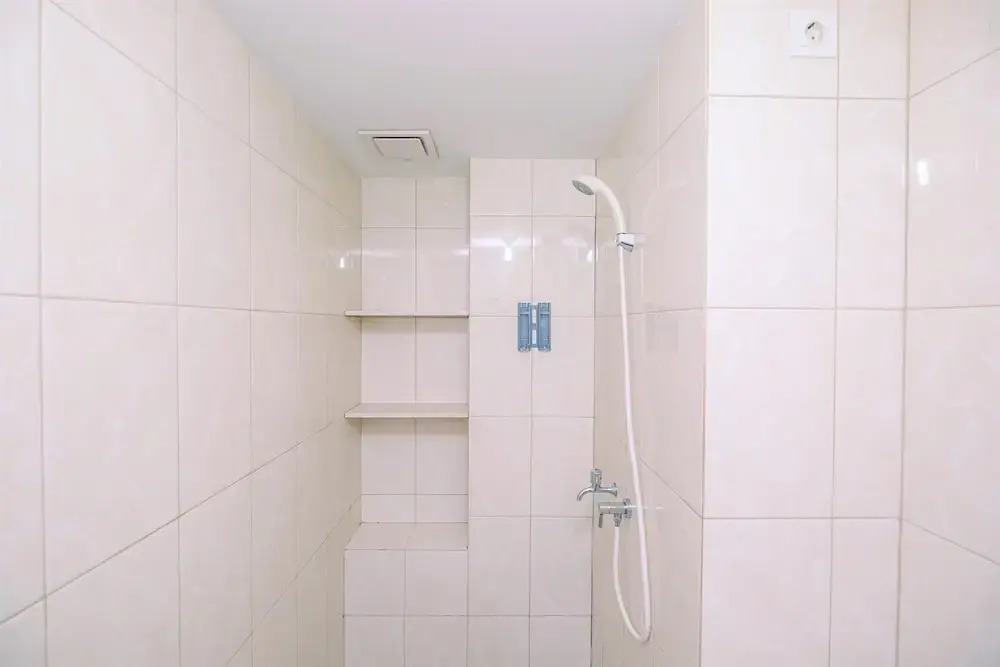 Бекаси: Modern Furnished 3Br At Springlake Summarecon Bekasi Apartment