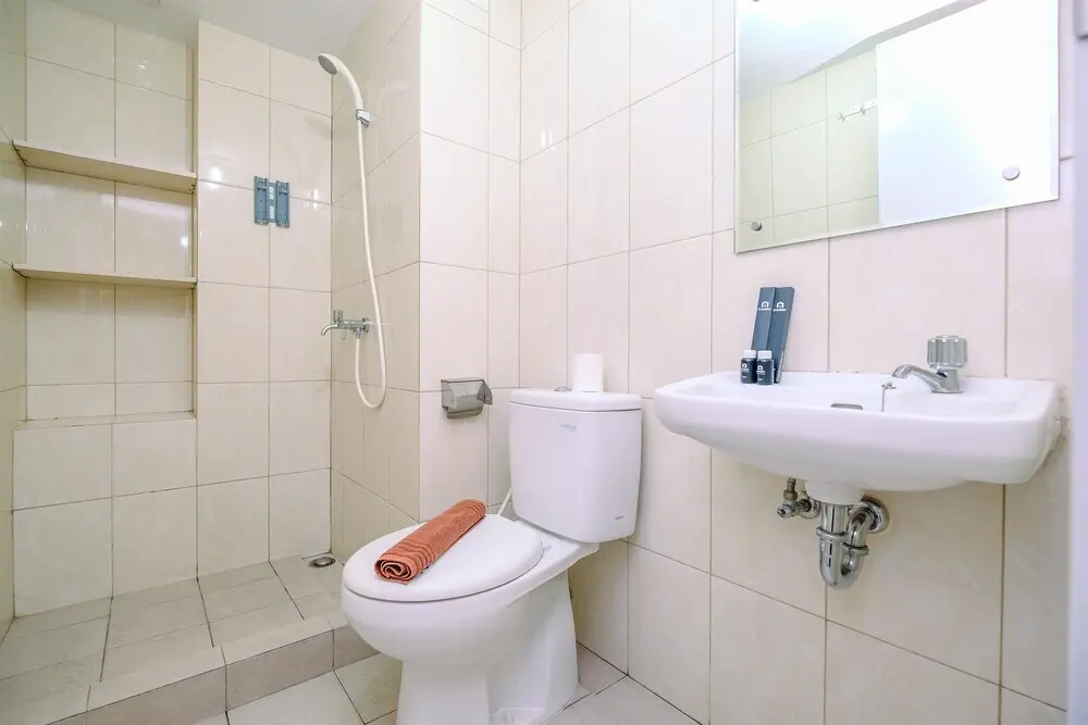 Бекаси: Modern Furnished 3Br At Springlake Summarecon Bekasi Apartment