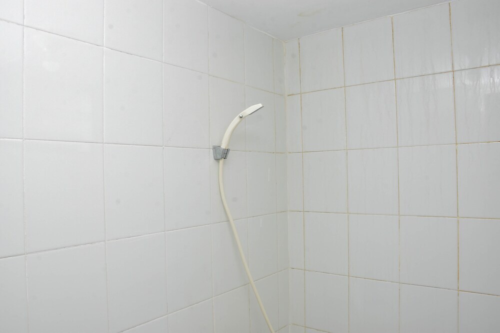 Джакарта: Best Deal And Comfort 2Br At Bassura City Apartment