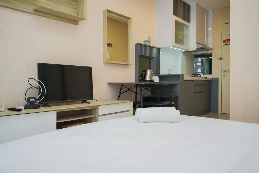 Legok: Comfortable And Tidy Studio Apartment At Saveria Bsd City