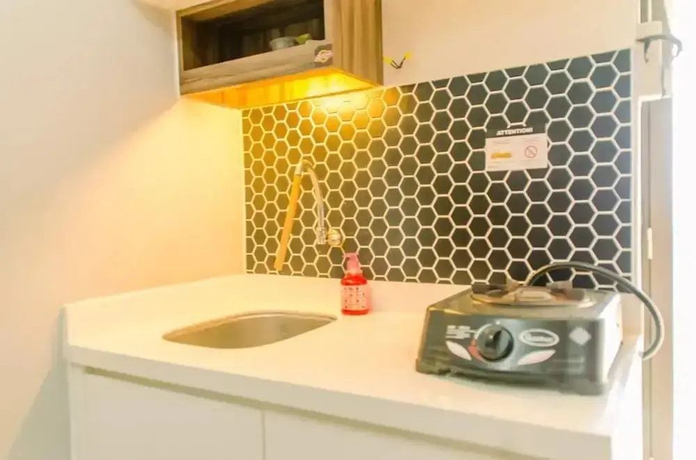Джакарта: Comfort Living 1Br With Extra Room Apartment At Mt Haryono Residence