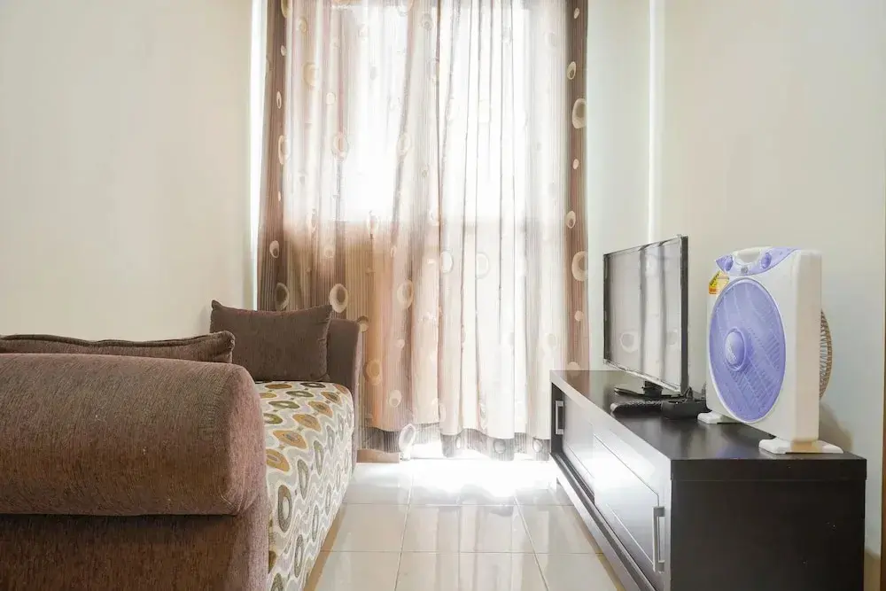 Джакарта: Cozy Stay 1Br At Maple Park Apartment Near Sunter