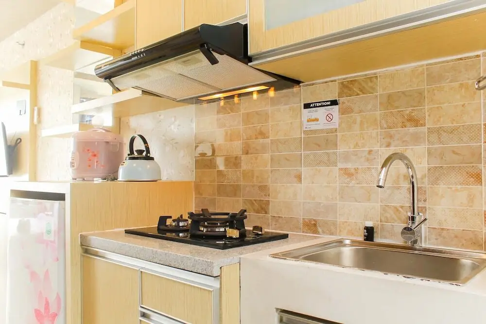 Чикаранг: Tidy And Homey Studio Apartment At Mustika Golf Residence