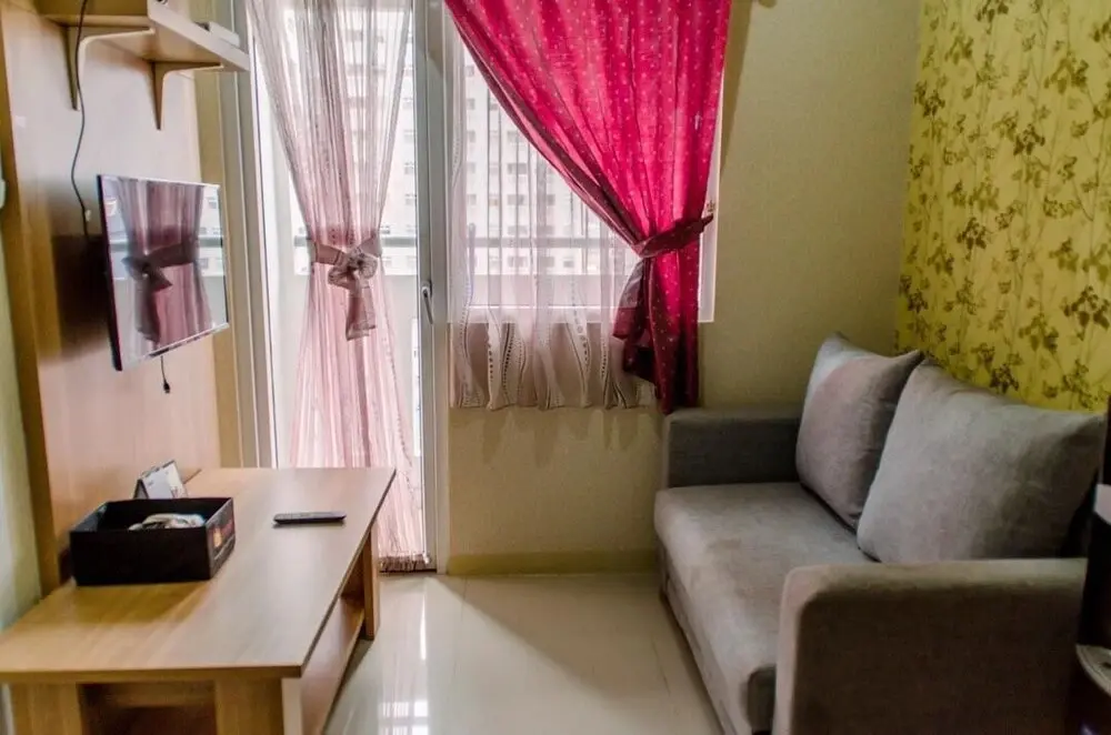 Джакарта: Elegant And Tidy 2Br Green Pramuka City Apartment Near Mall