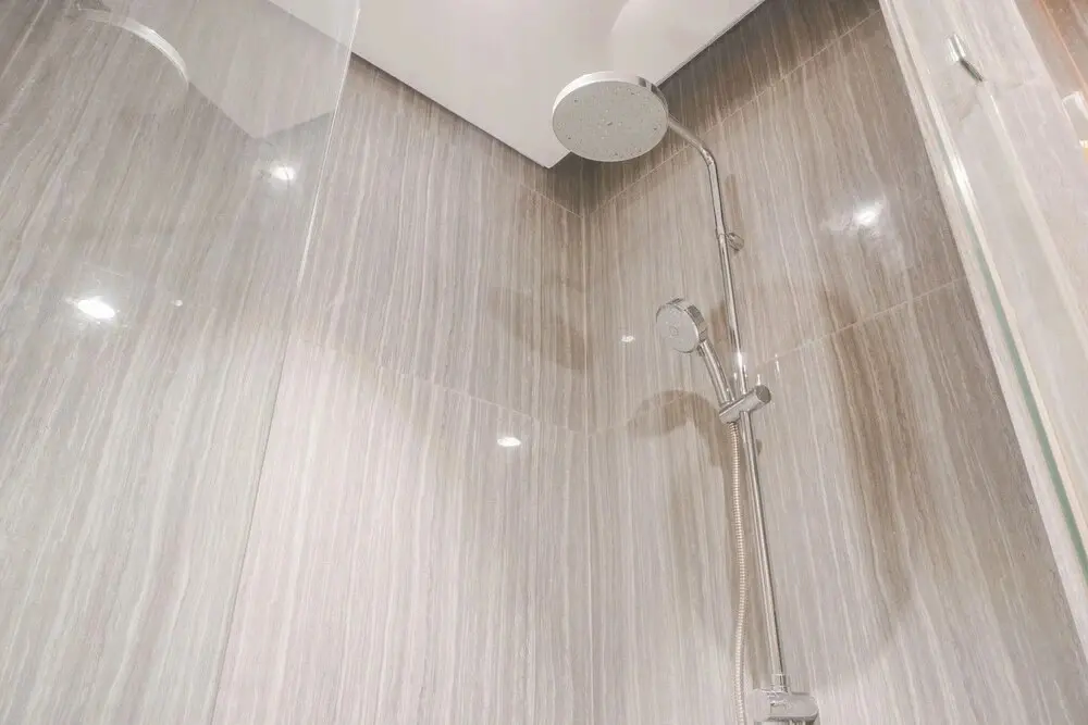 Джакарта: Elegant And Nice Studio At Capitol Suites Apartment