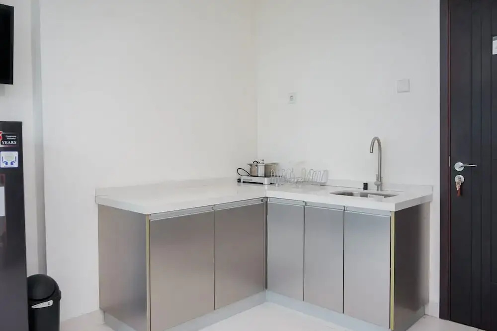 Южный Тангеранг: Comfort And High Floor Studio At Brooklyn Alam Sutera Apartment