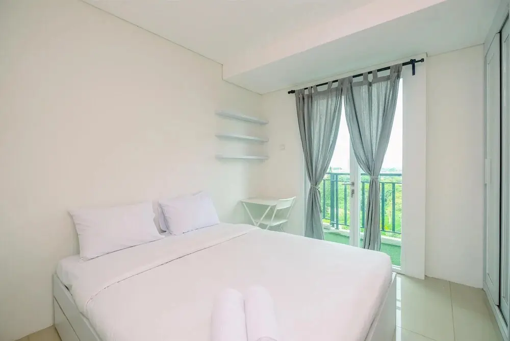 Джакарта: Comfort Studio At Woodland Park Residence