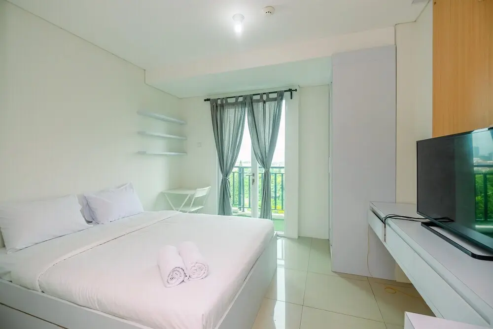 Джакарта: Comfort Studio At Woodland Park Residence