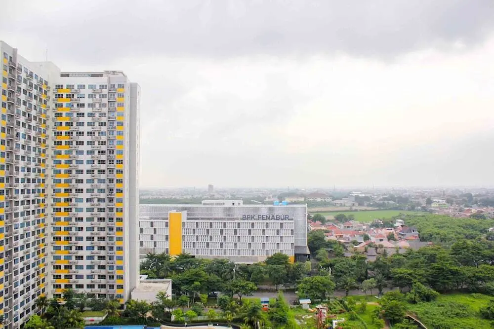 Бекаси: Nice And Cozy Studio Apartment At Springlake Summarecon Bekasi