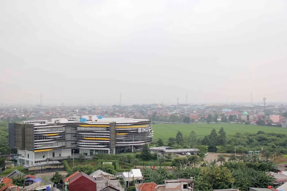 Бекаси: Cozy And Nice Studio Apartment At Springlake Summarecon Bekasi