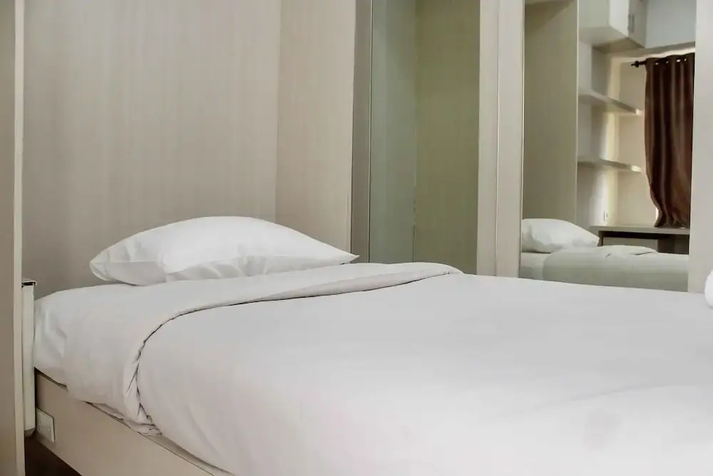 Бекаси: Cozy And Nice Studio Apartment At Springlake Summarecon Bekasi