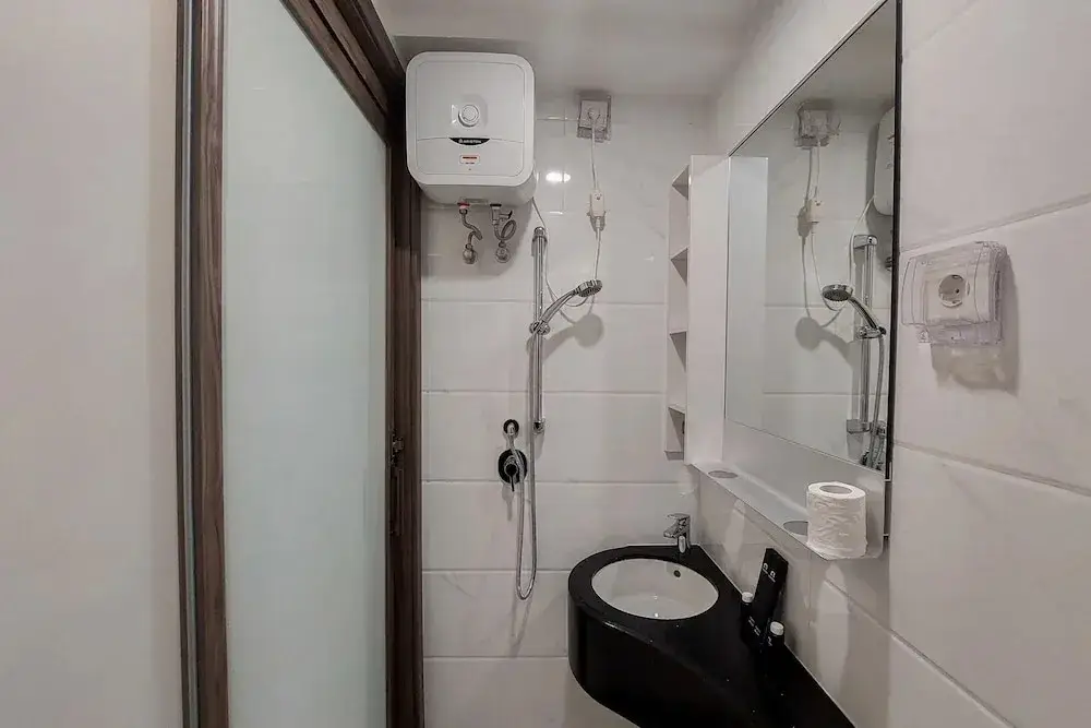 Legok: Nice And Comfort Studio Room At Sky House Bsd Apartment