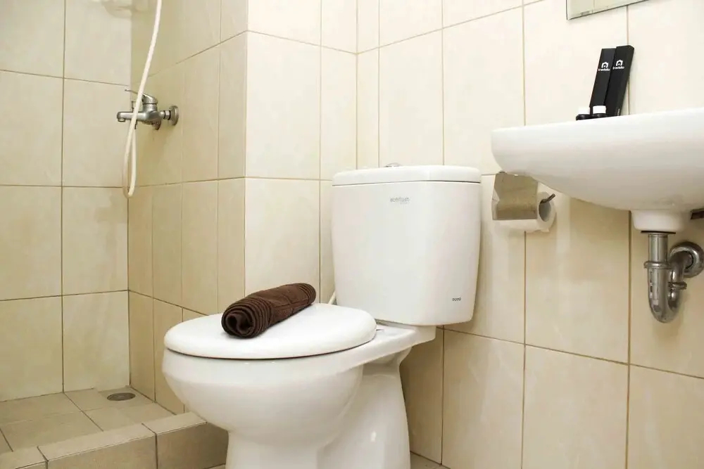 Бекаси: Spacious And Nice 2Br At Springlake Summarecon Bekasi Apartment