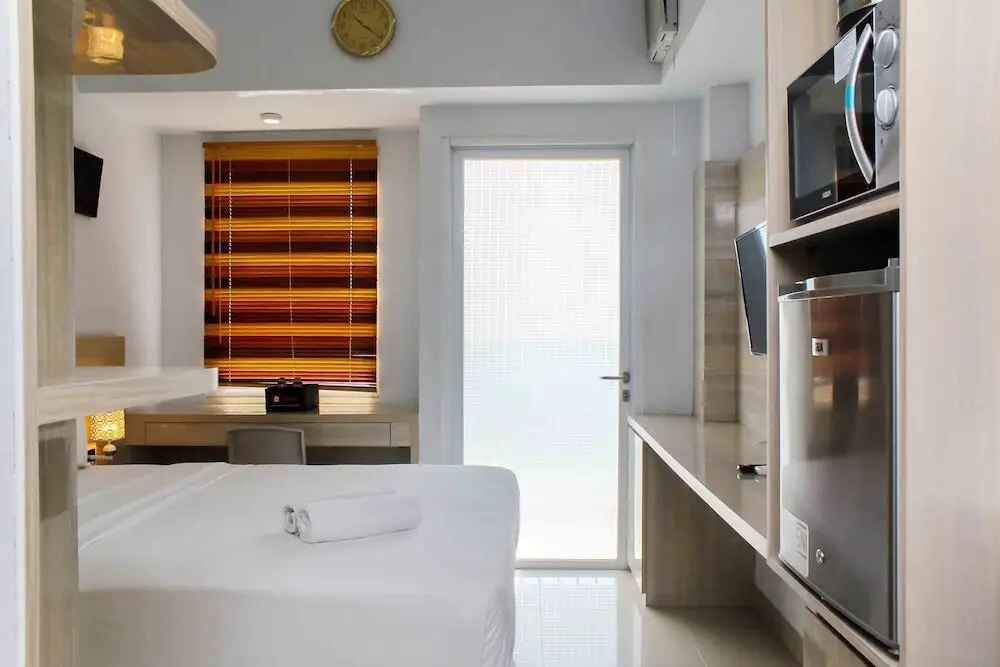 Чикаранг: Comfy And Minimalist Studio At Mustika Golf Residence Apartment